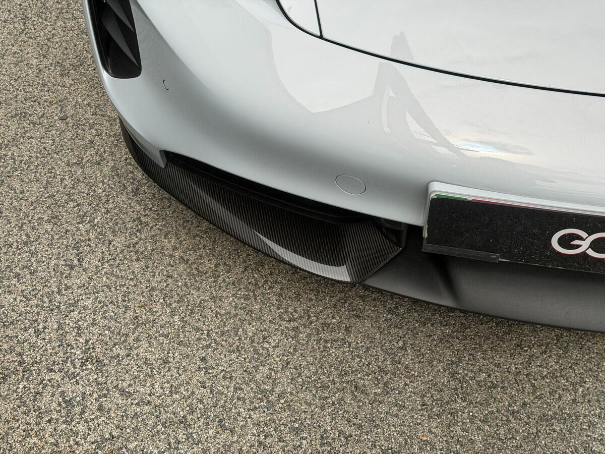 Porsche Taycan Taycan Gallery Image