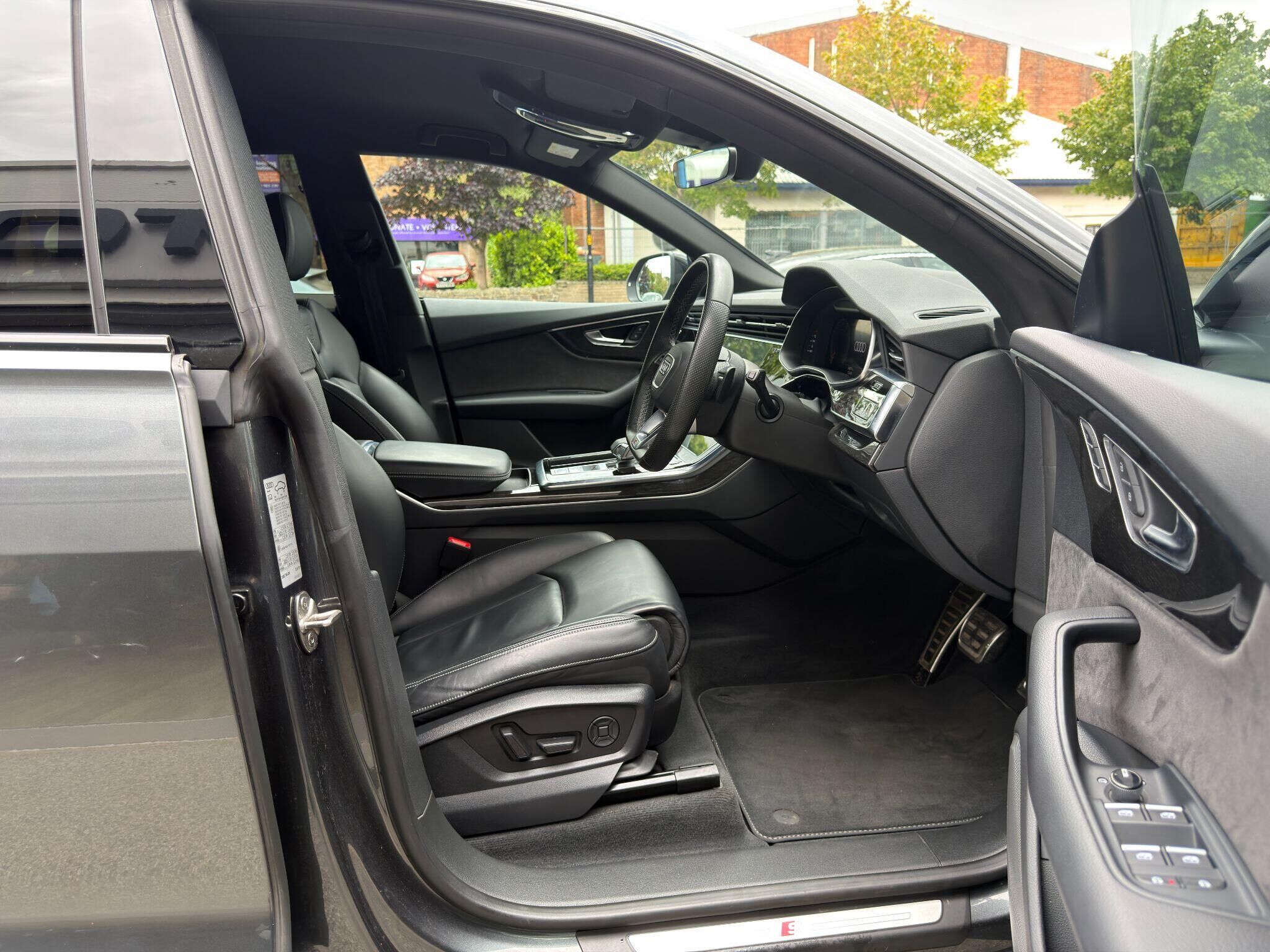 Audi Q8 Q8 Gallery Image