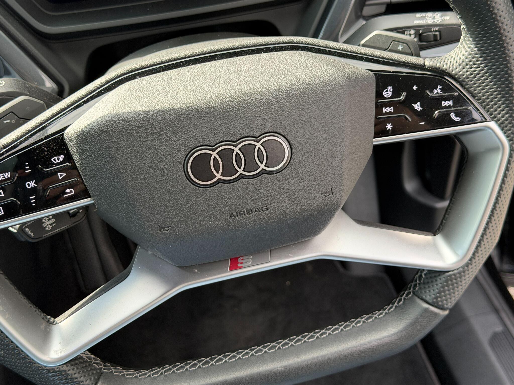 Audi Q4 e-tron Q4 e-tron Gallery Image