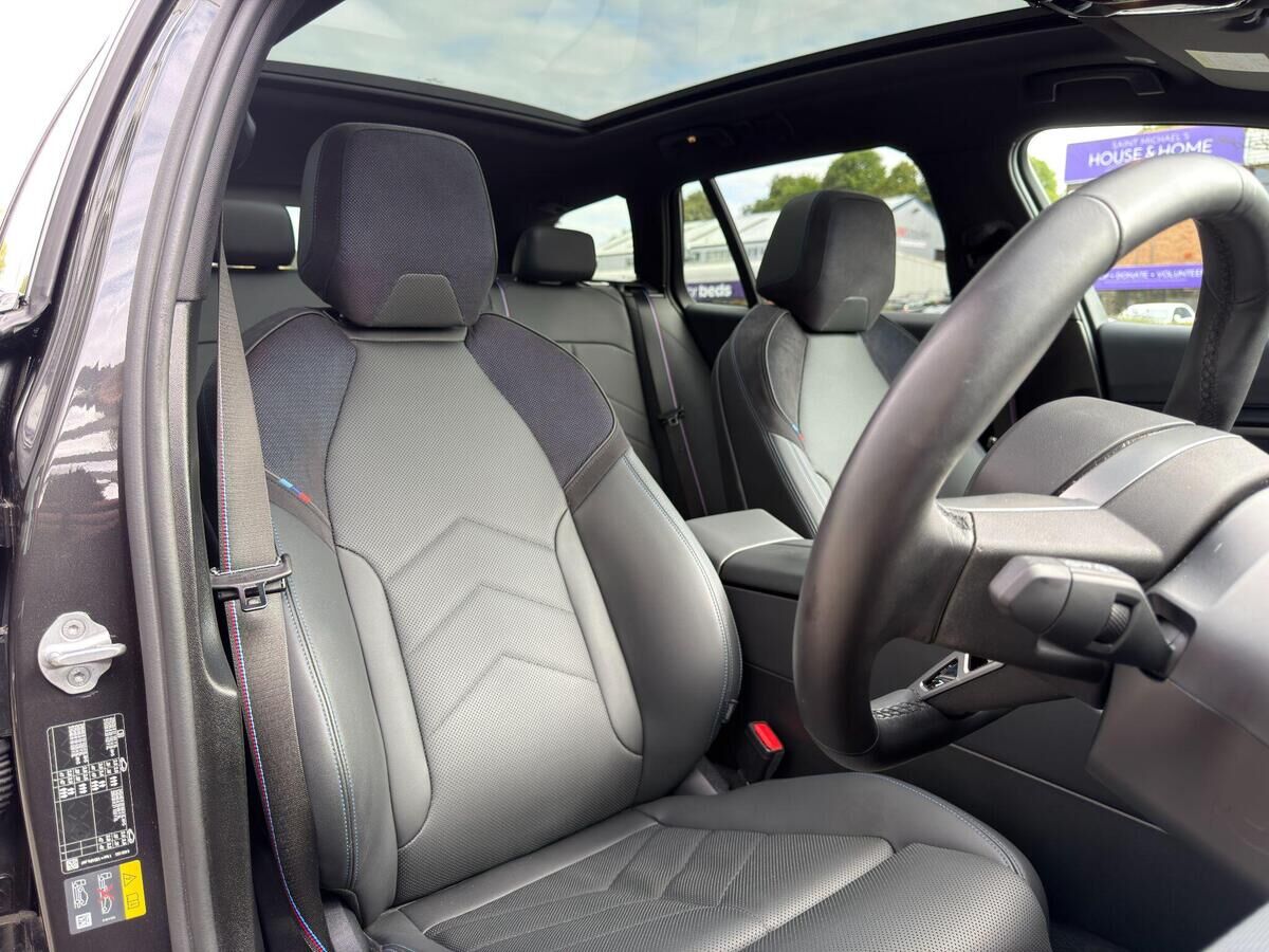 BMW i5 i5 Gallery Image