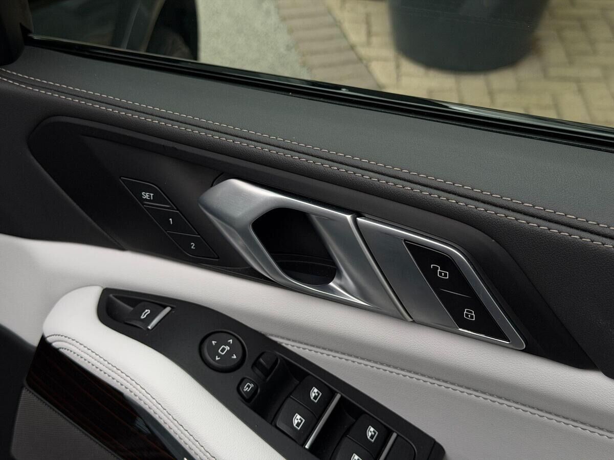 BMW X5 X5 Gallery Image
