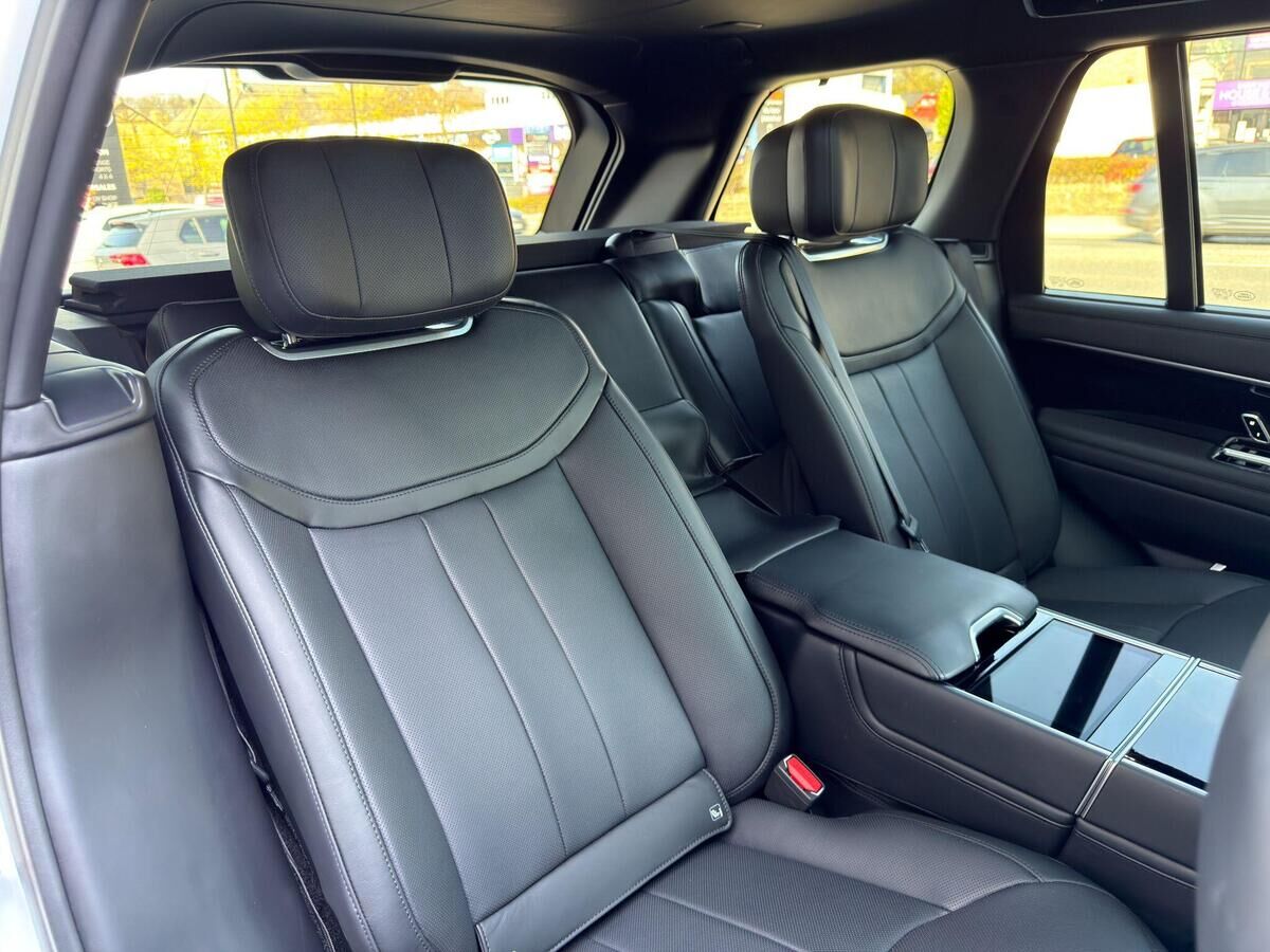 Land Rover Range Rover Range Rover Gallery Image