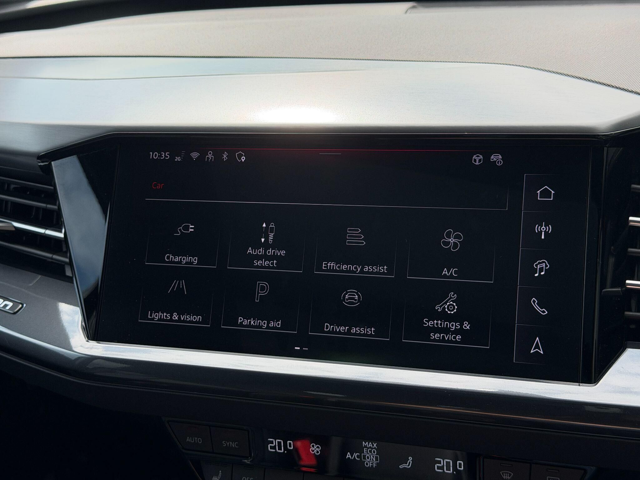 Audi Q4 e-tron Q4 e-tron Gallery Image