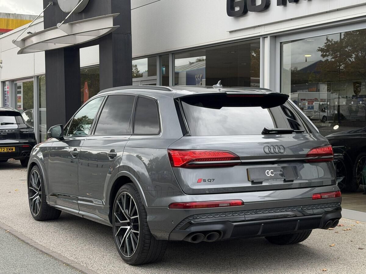 Audi SQ7 SQ7 Gallery Image