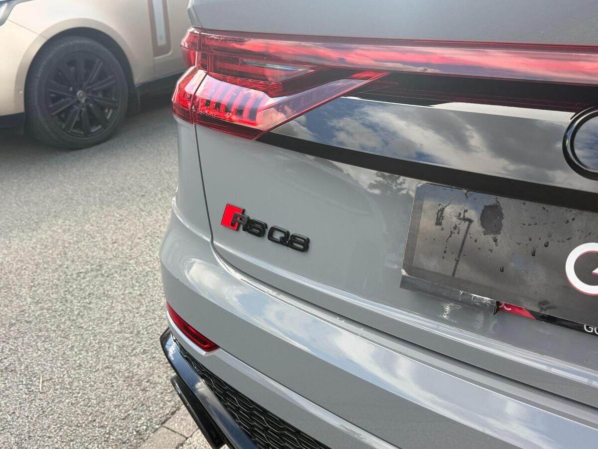 Audi RSQ8 RSQ8 Gallery Image