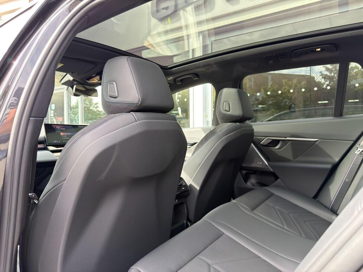 BMW i5 i5 Gallery Image