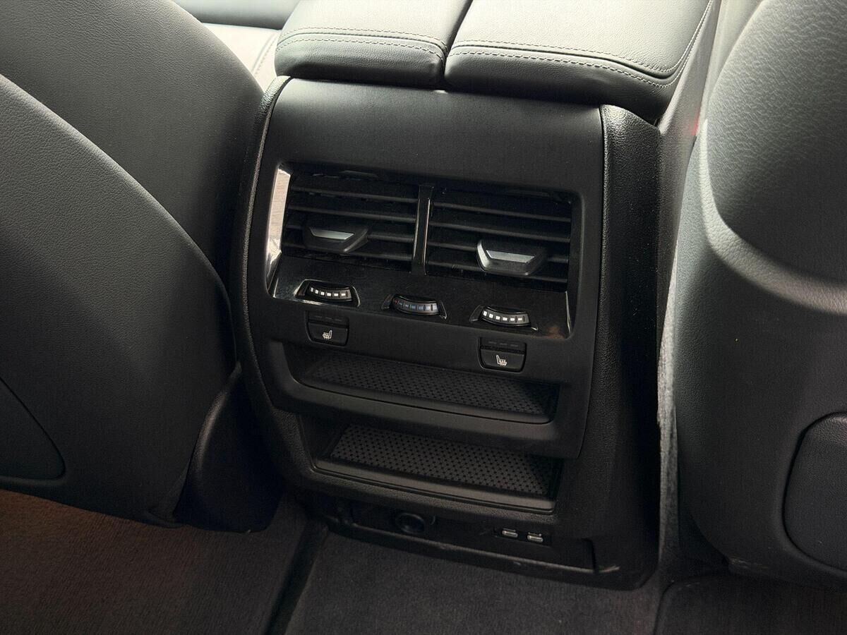 BMW X5 X5 Gallery Image