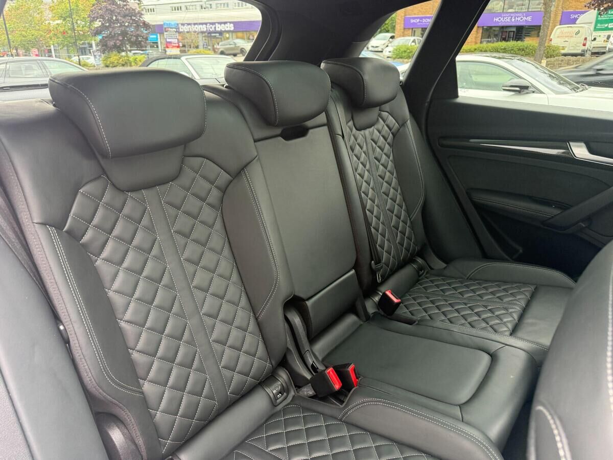 Audi SQ5 SQ5 Gallery Image