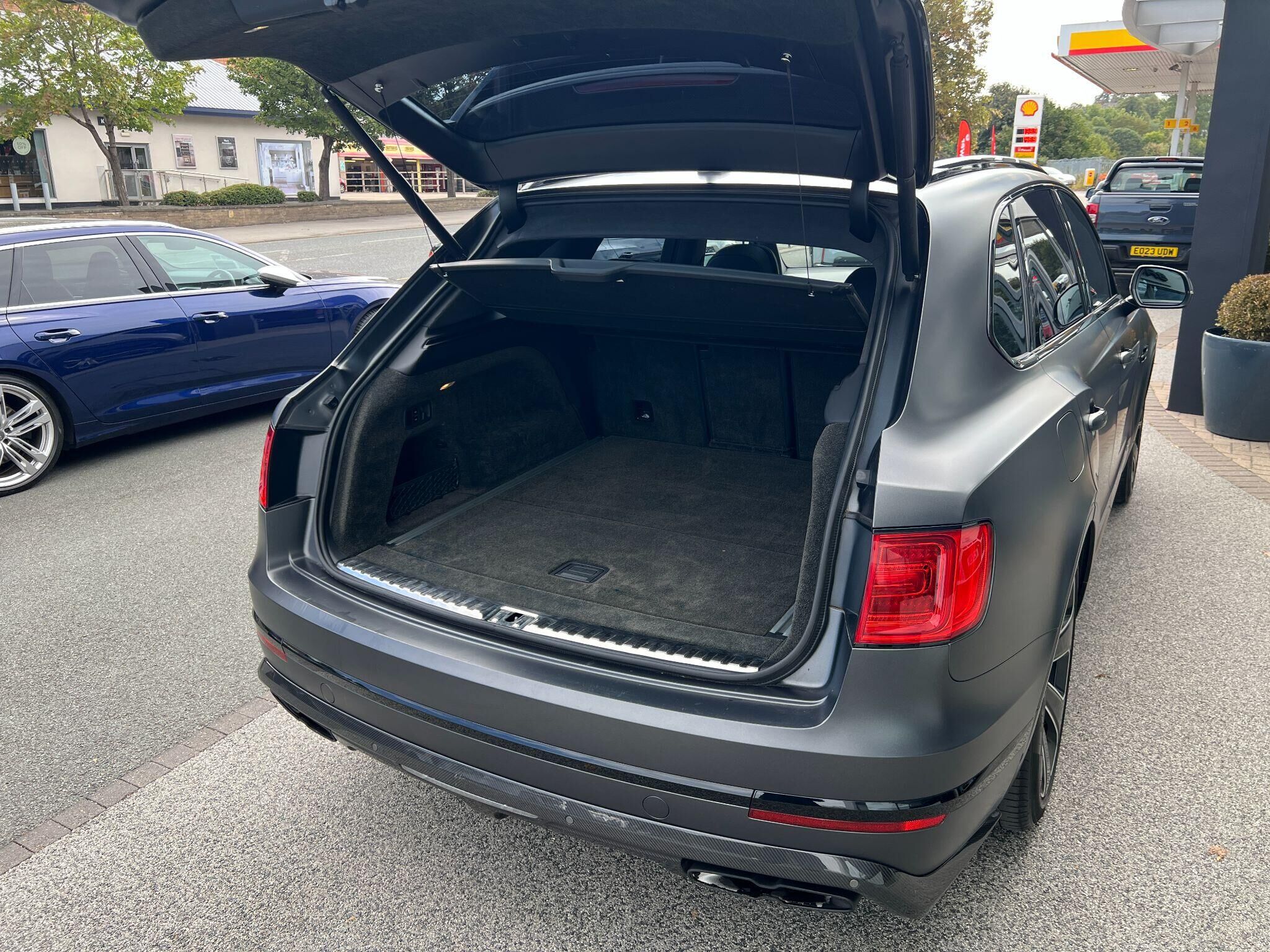 Bentley Bentayga Bentayga Gallery Image