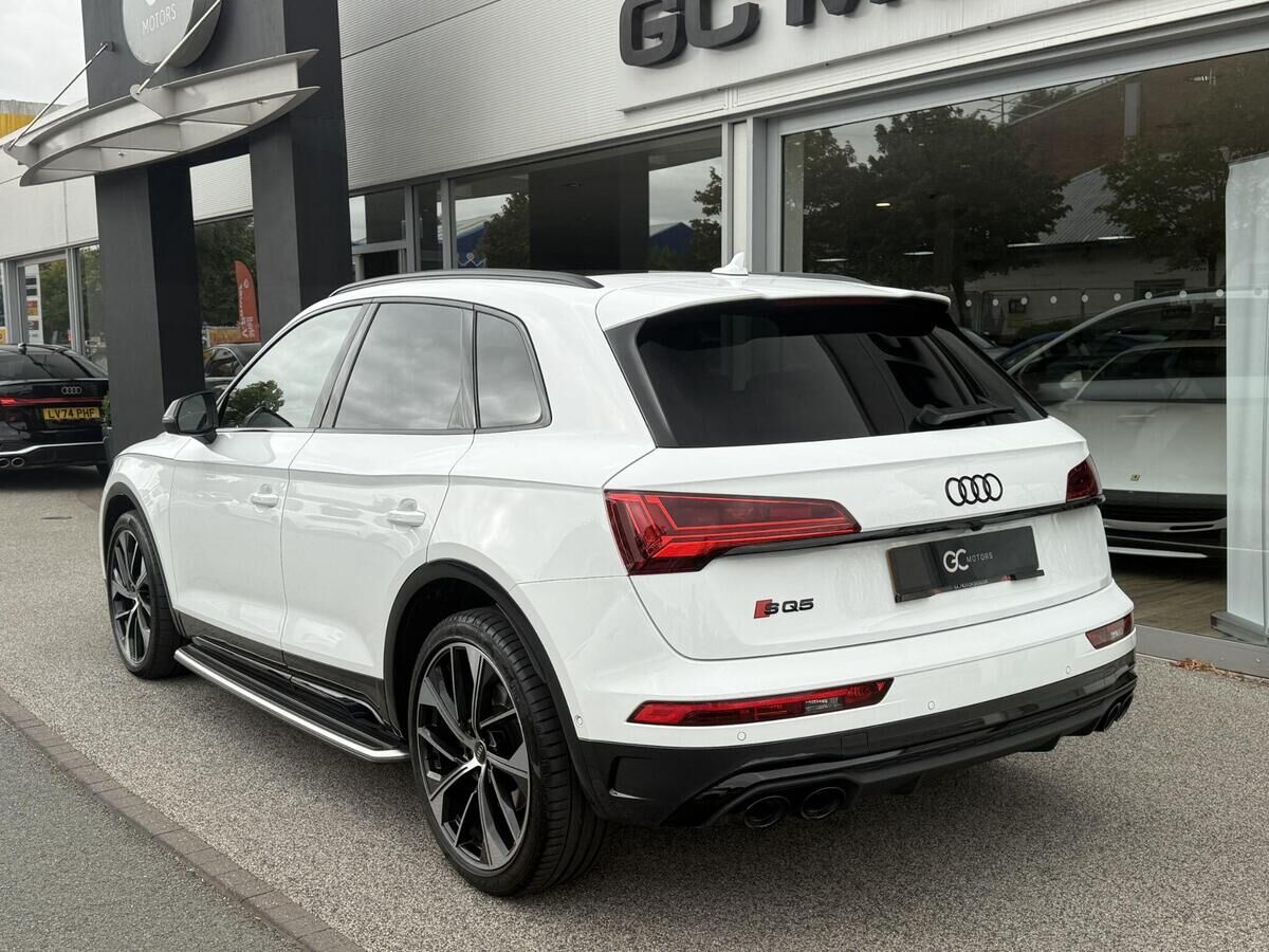 Audi SQ5 SQ5 Gallery Image