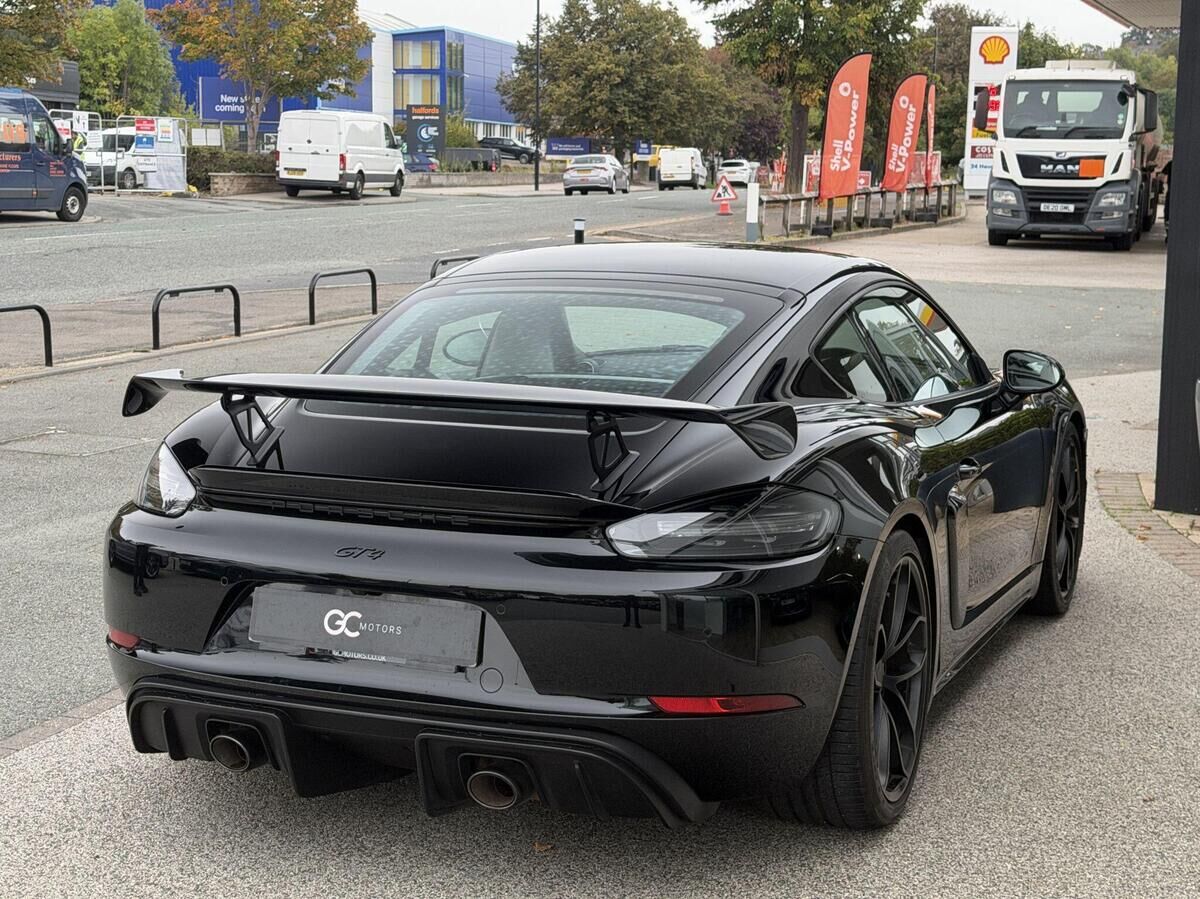 Porsche 718 Cayman 718 Cayman Gallery Image