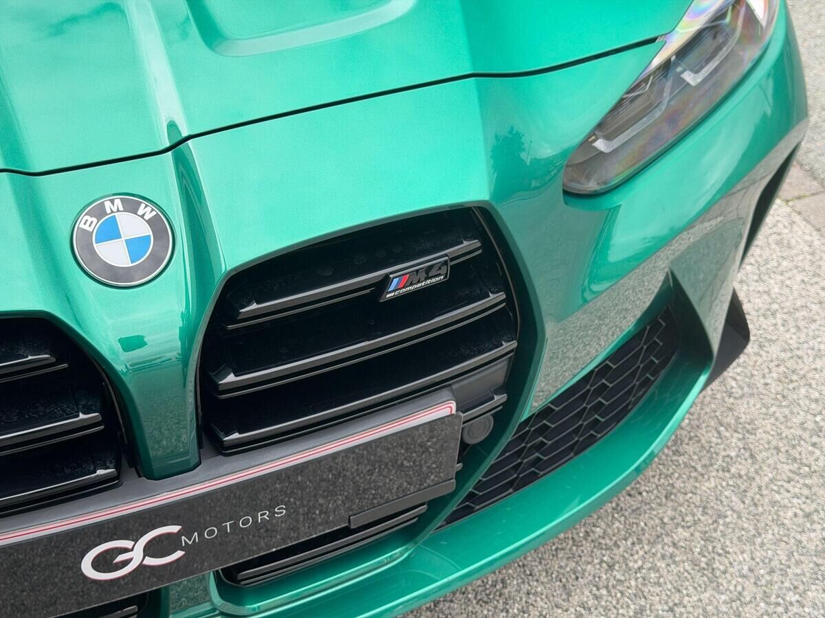 BMW M4 M4 Gallery Image