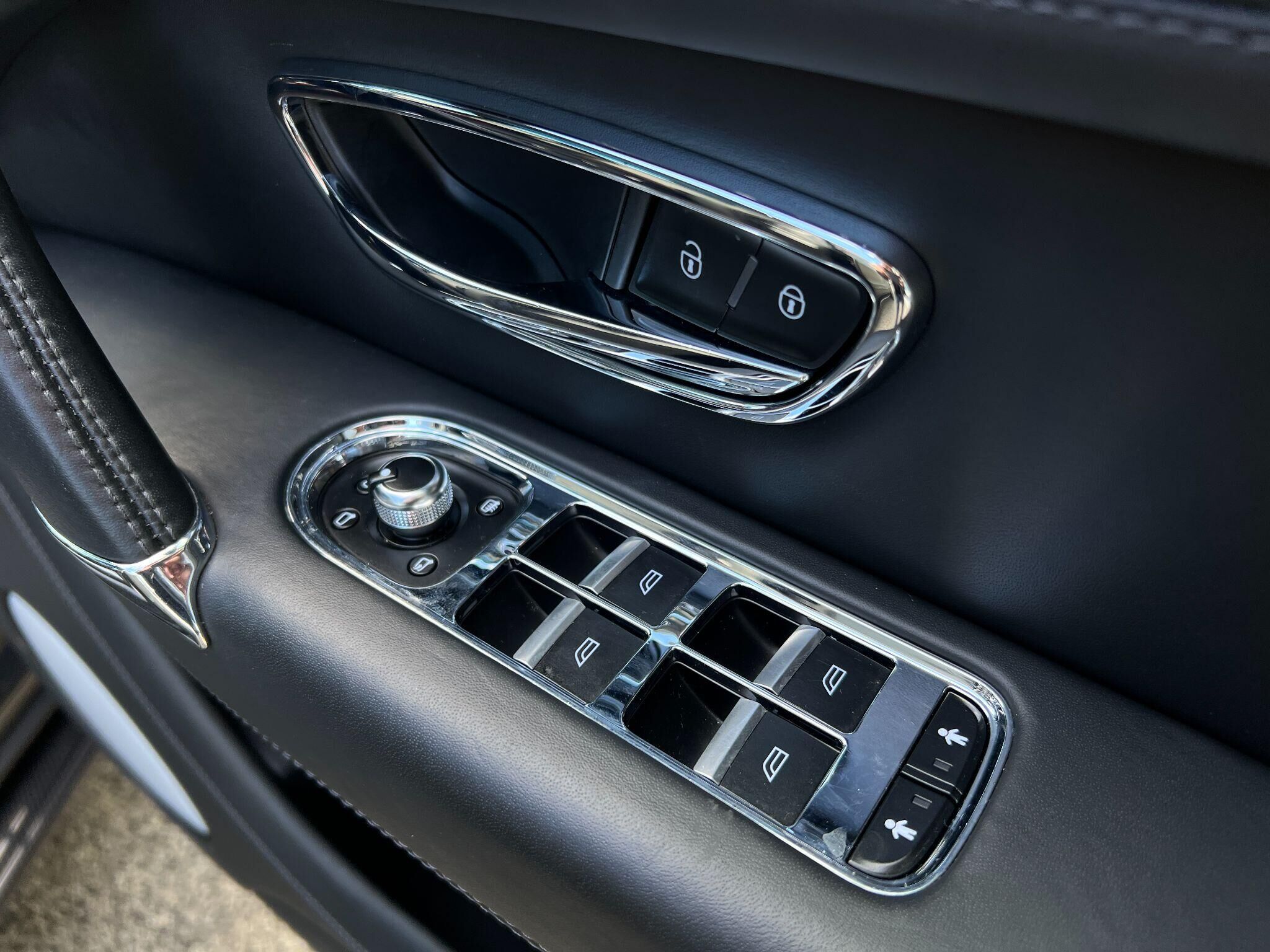 Bentley Bentayga Bentayga Gallery Image