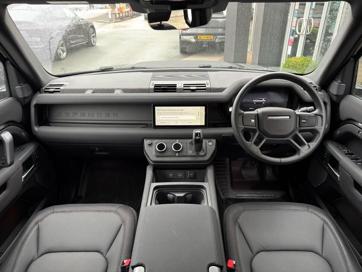 Land Rover Defender 110 Defender 110 Gallery Image