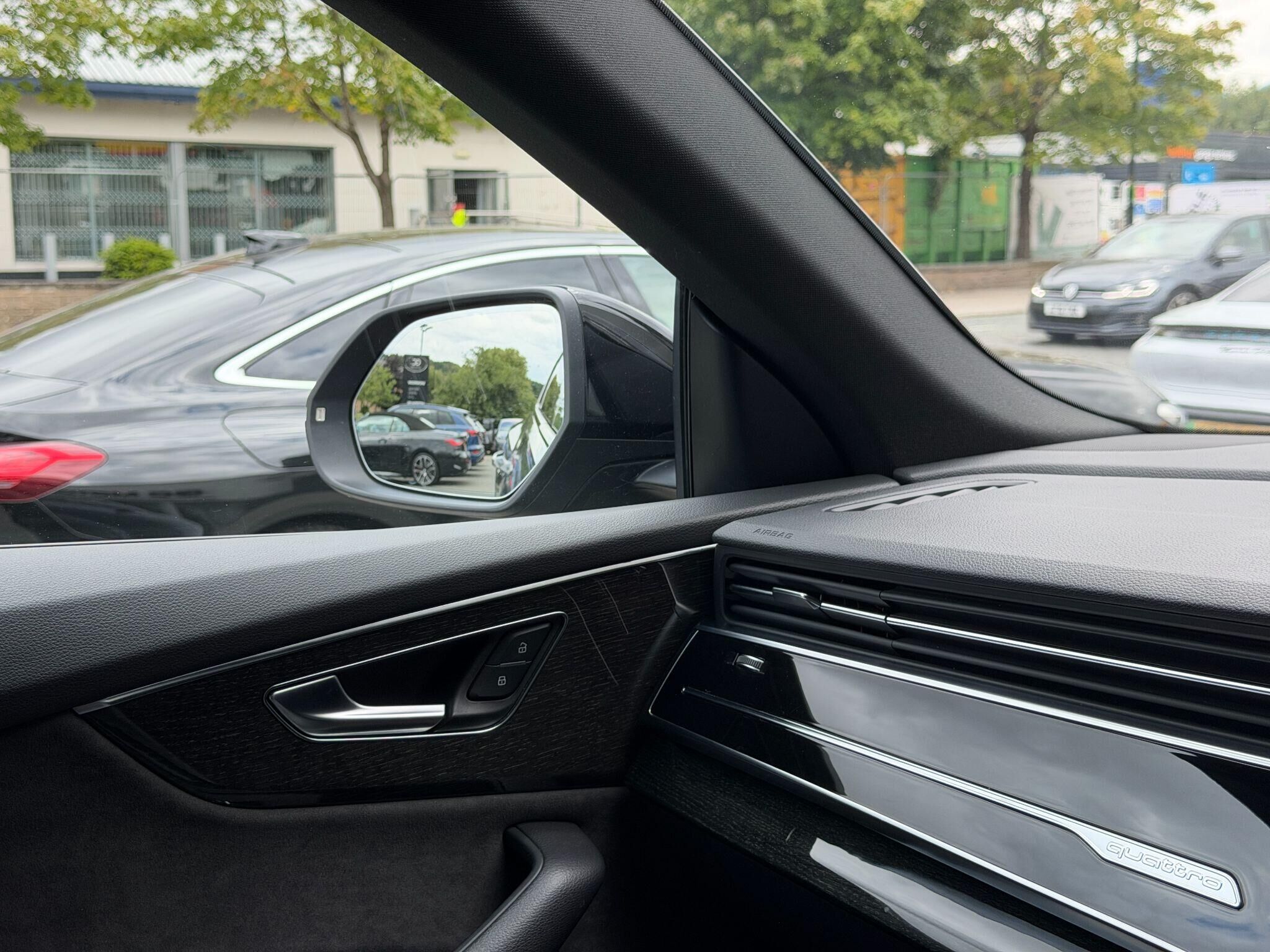Audi Q8 Q8 Gallery Image
