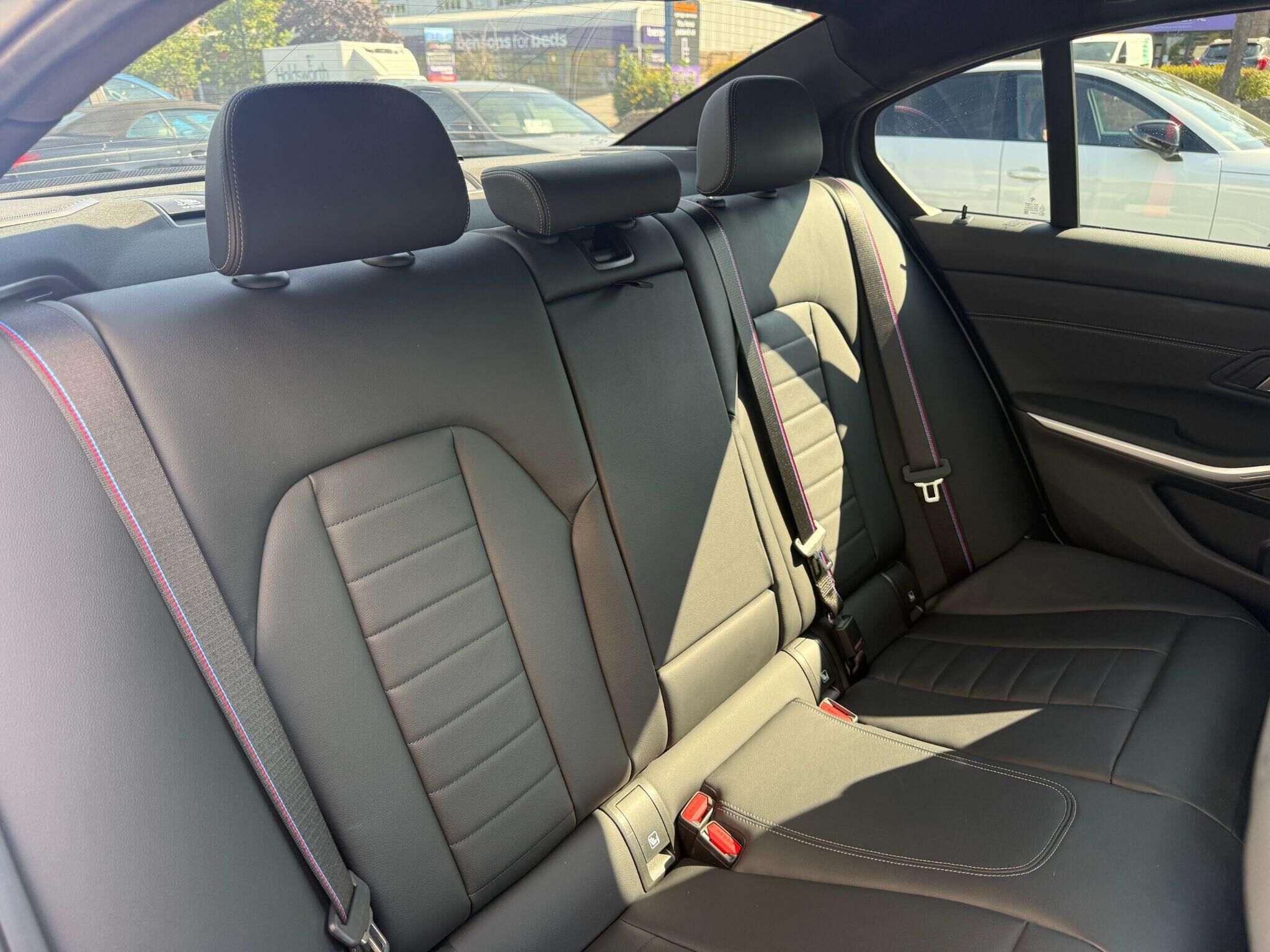 BMW 3 Series 3 Series Gallery Image