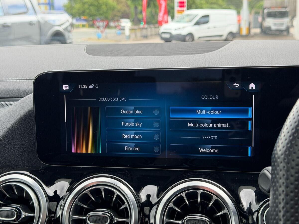Mercedes-Benz GLA GLA Gallery Image