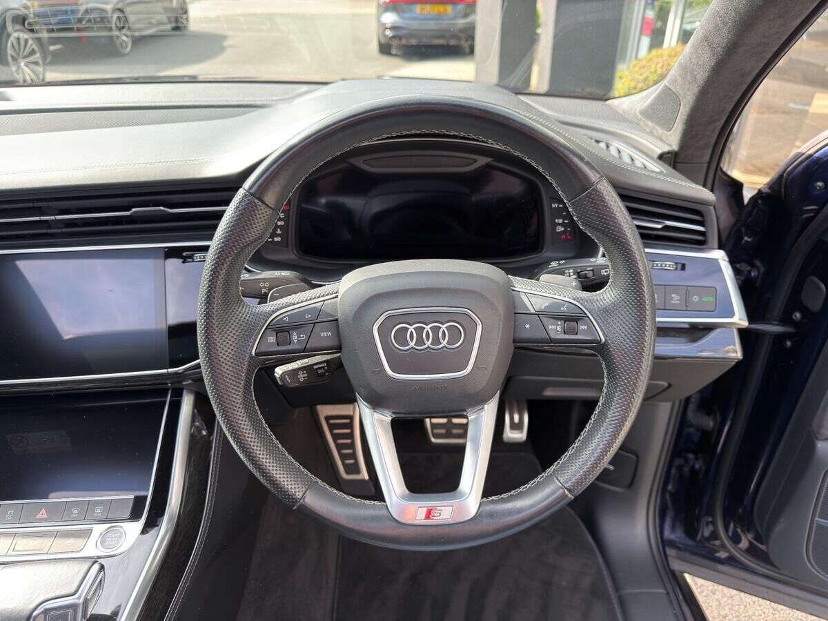Audi Q7 Q7 Gallery Image