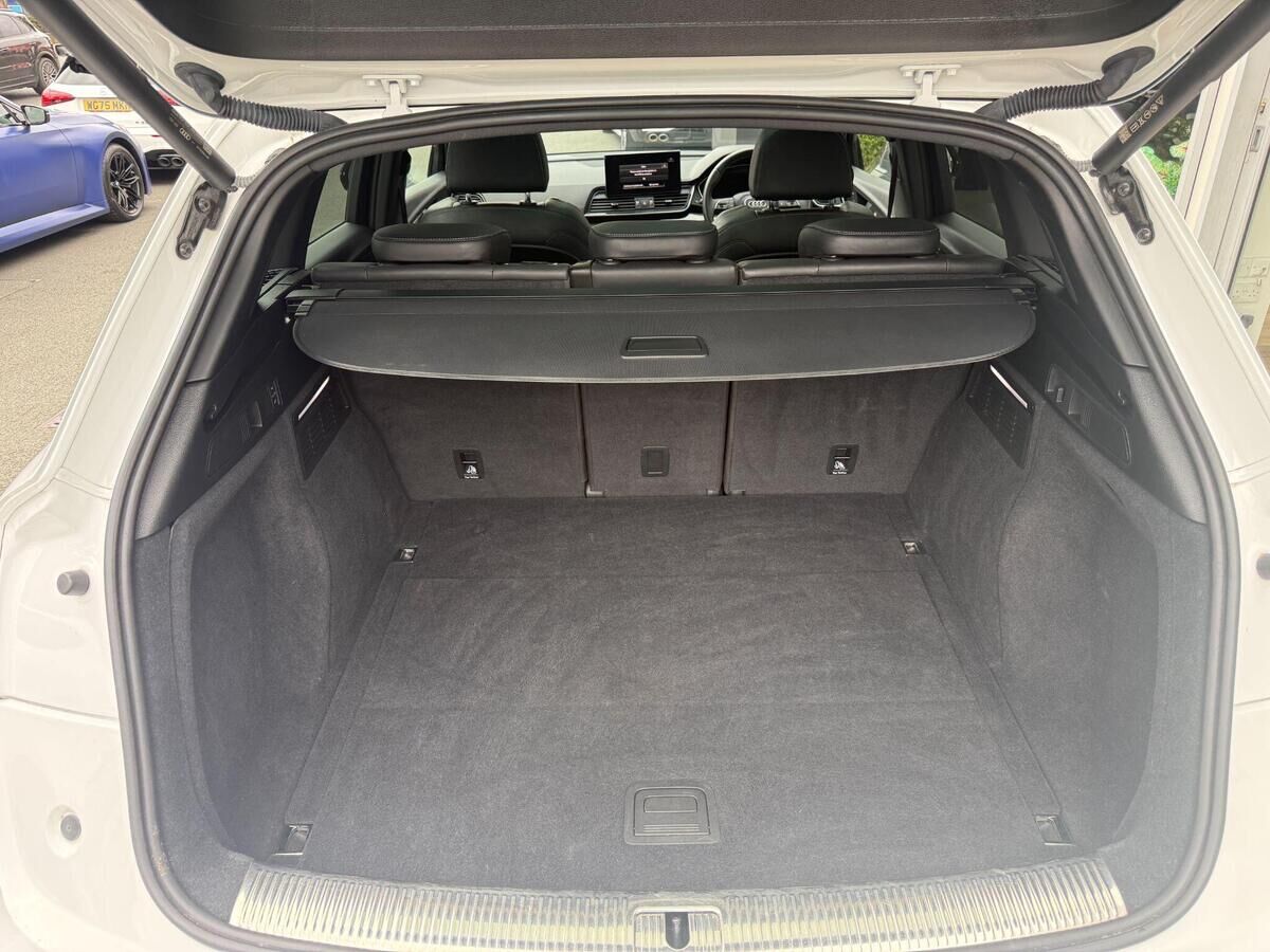 Audi SQ5 SQ5 Gallery Image