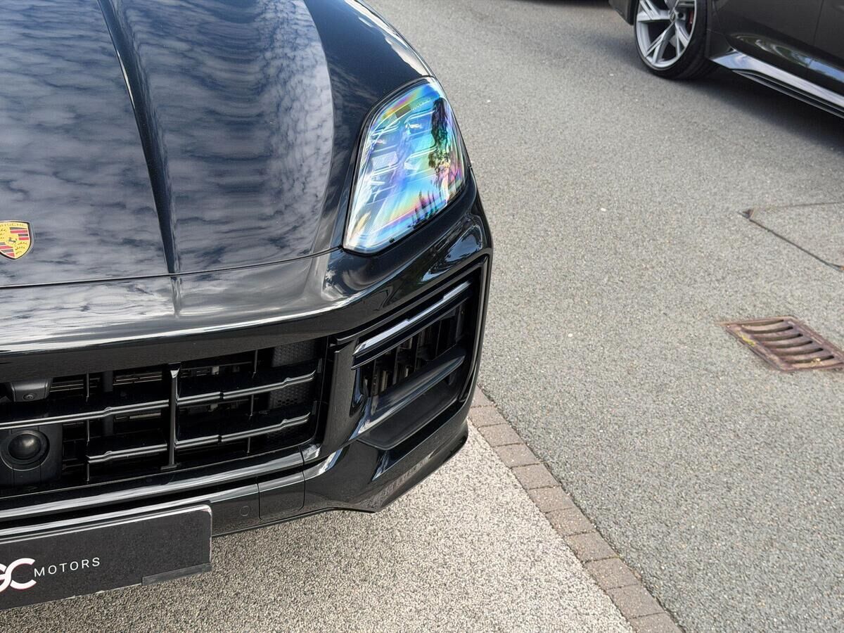 Porsche Cayenne Cayenne Gallery Image