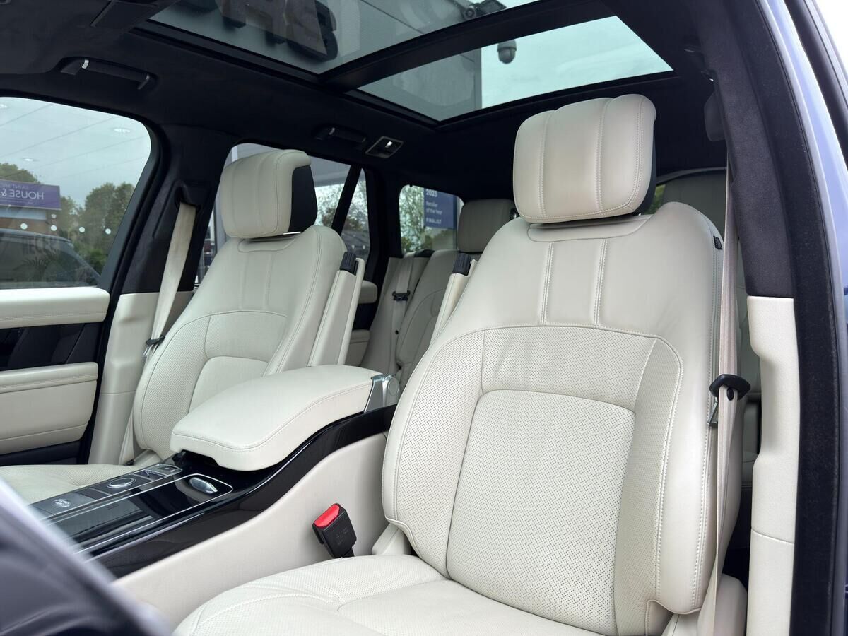 Land Rover Range Rover Range Rover Gallery Image