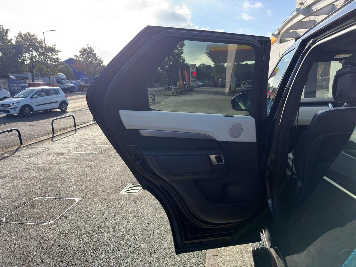 Land Rover Discovery Discovery Gallery Image