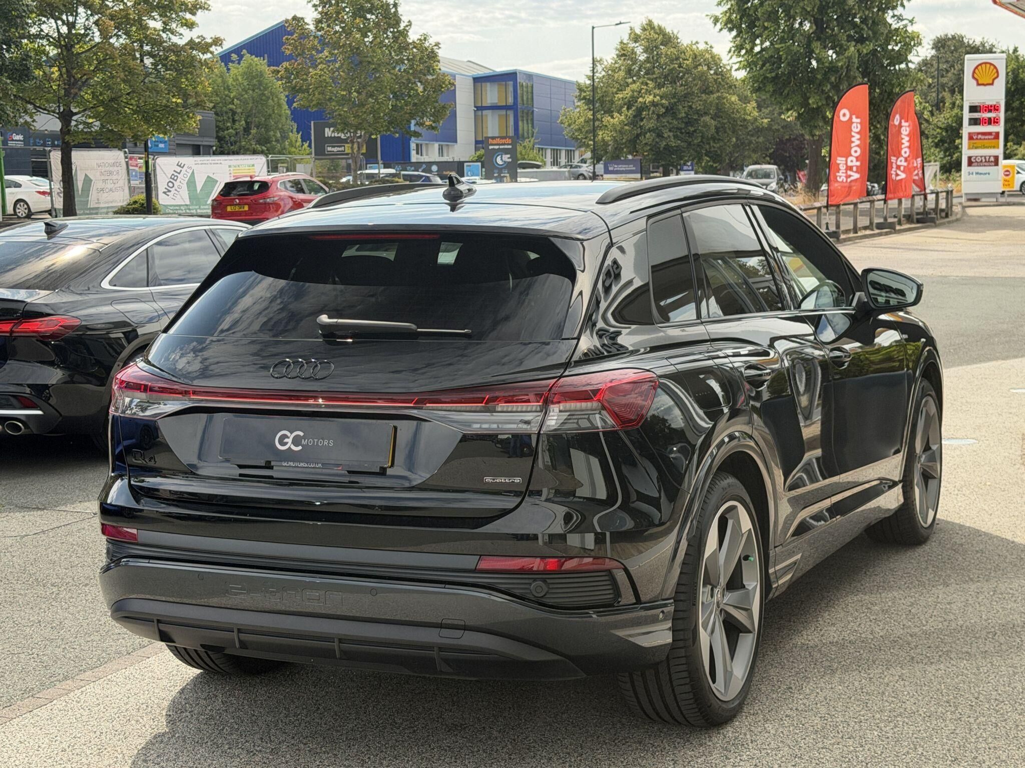 Audi Q4 e-tron Q4 e-tron Gallery Image