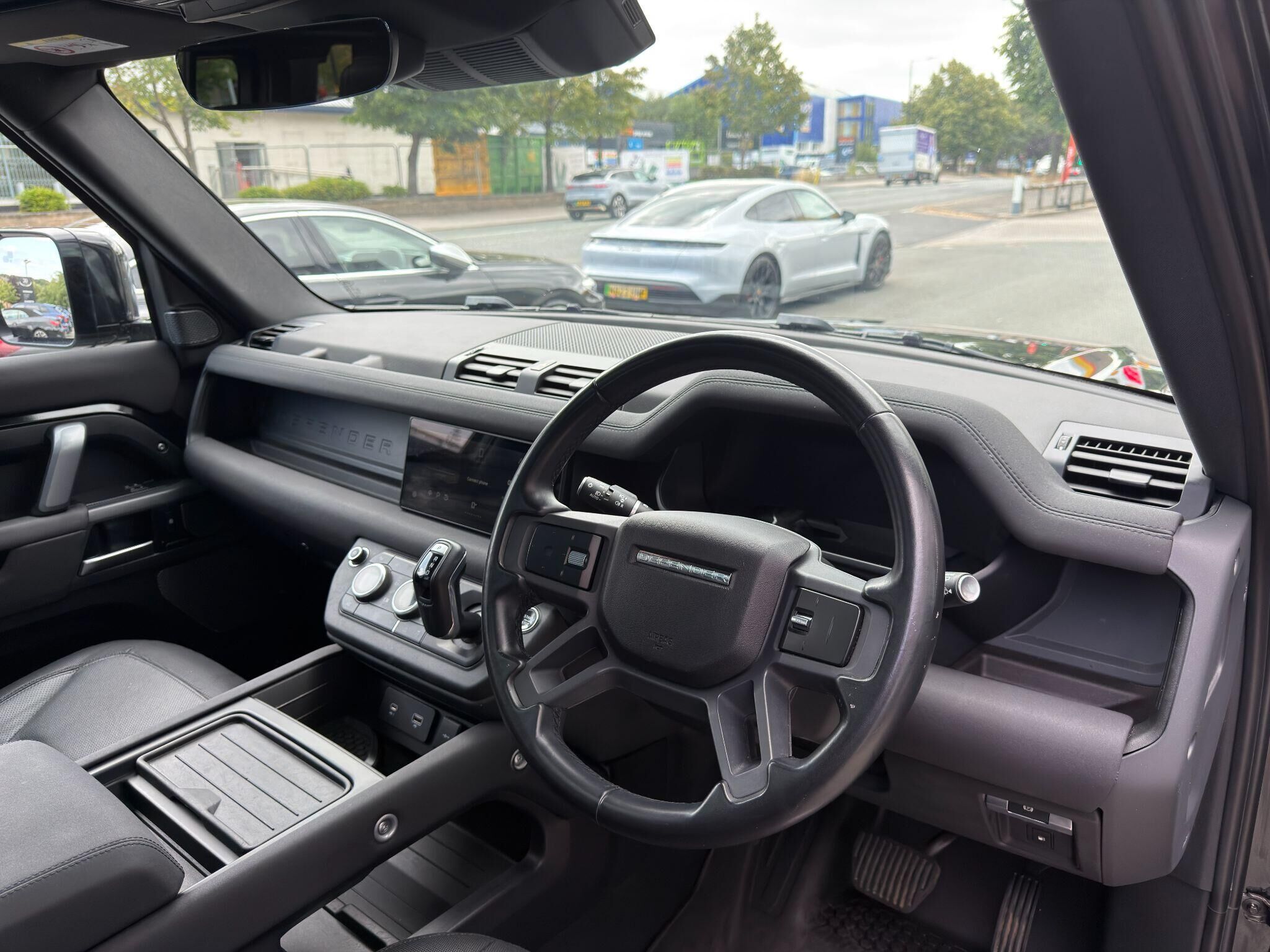 Land Rover Defender 110 Defender 110 Gallery Image
