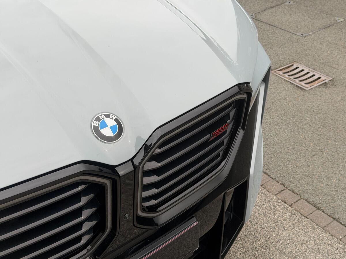 BMW XM XM Gallery Image