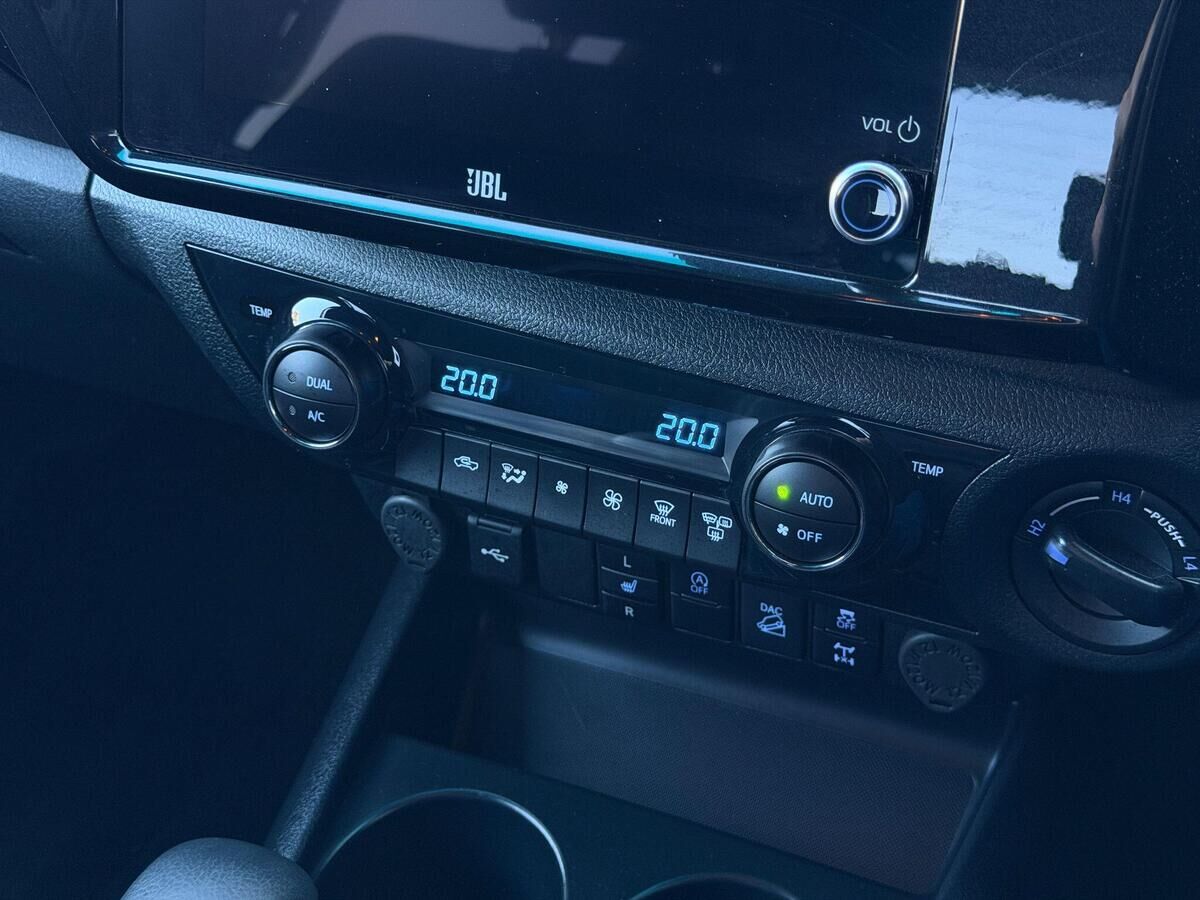 Toyota Hilux Hilux Gallery Image