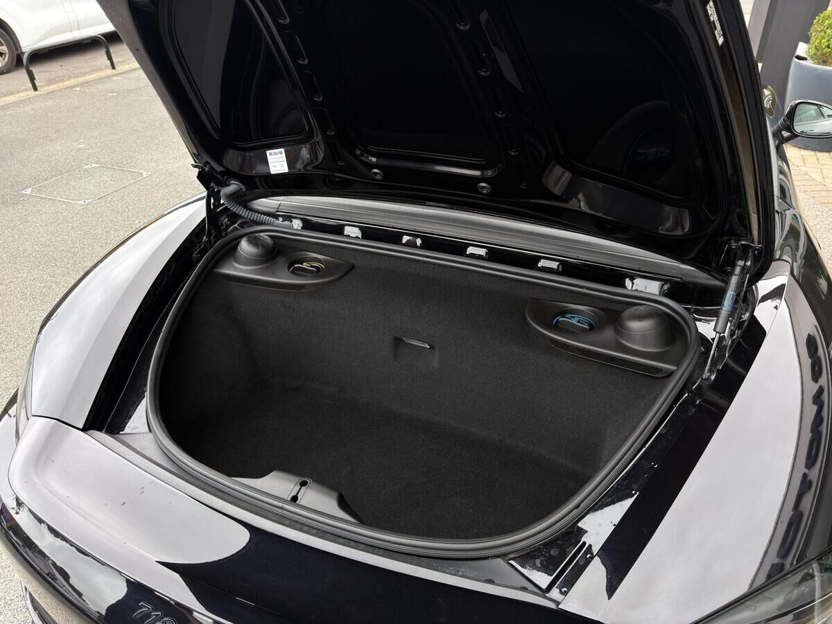 Porsche 718 Boxster 718 Boxster Gallery Image