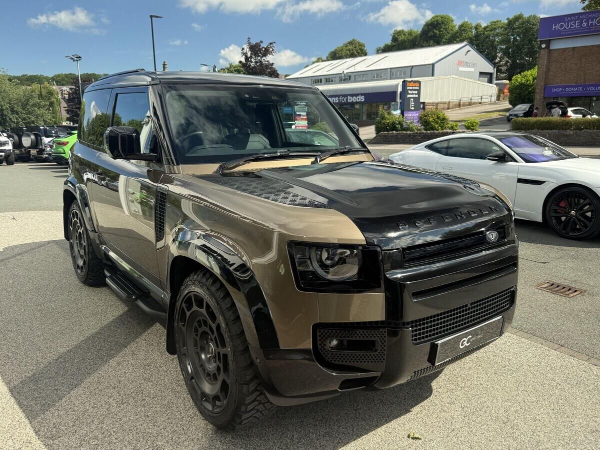 Land Rover Defender 90 Defender 90 Gallery Image