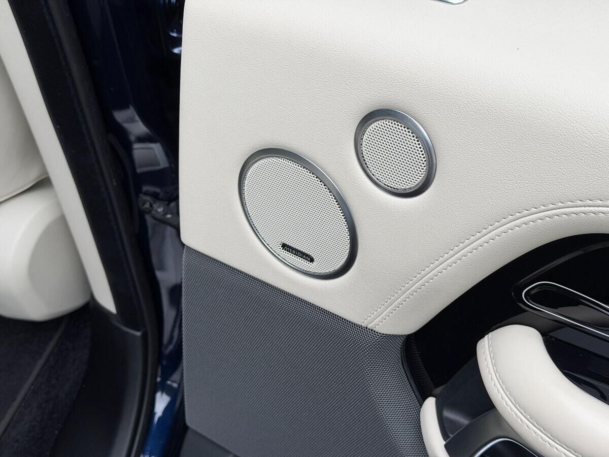 Land Rover Range Rover Range Rover Gallery Image