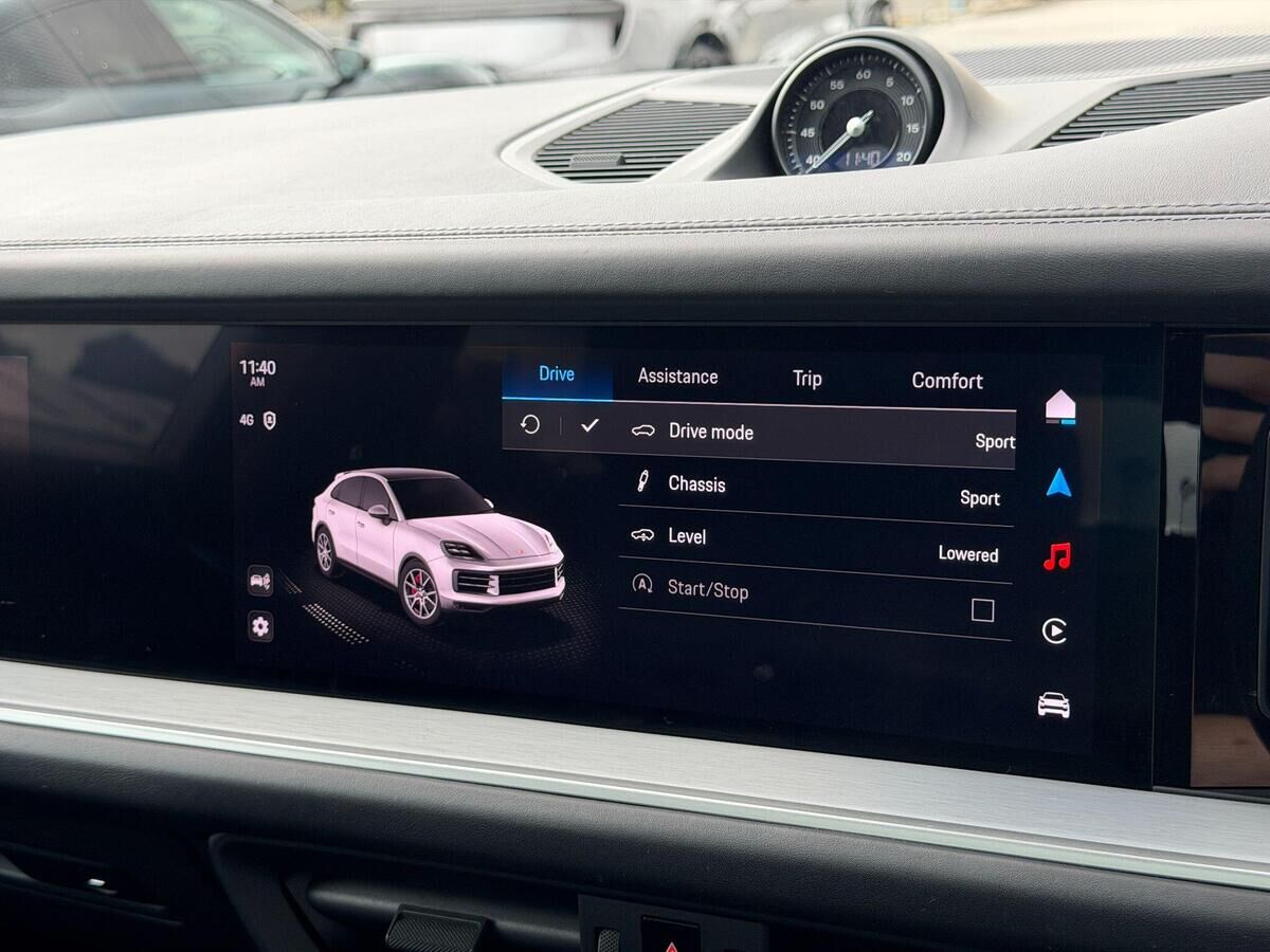 Porsche Cayenne Cayenne Gallery Image