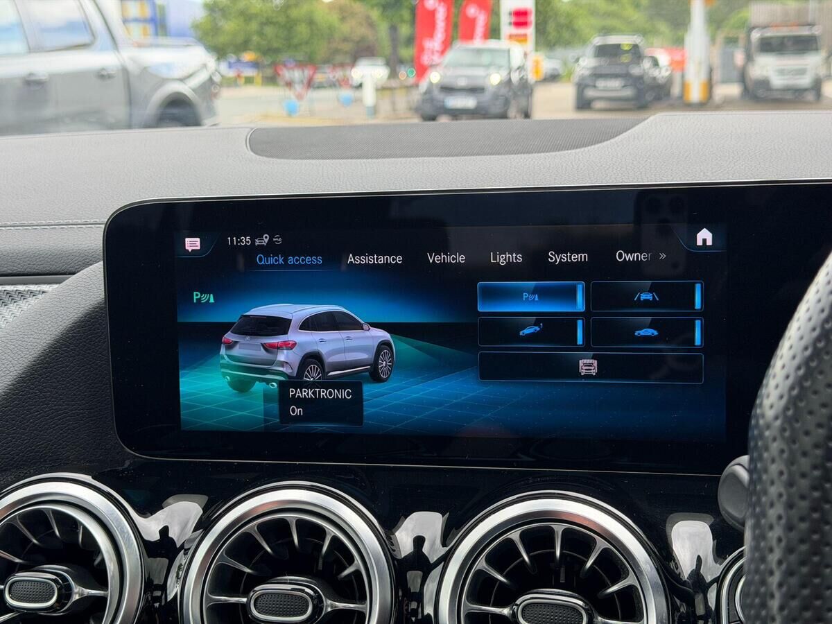 Mercedes-Benz GLA GLA Gallery Image