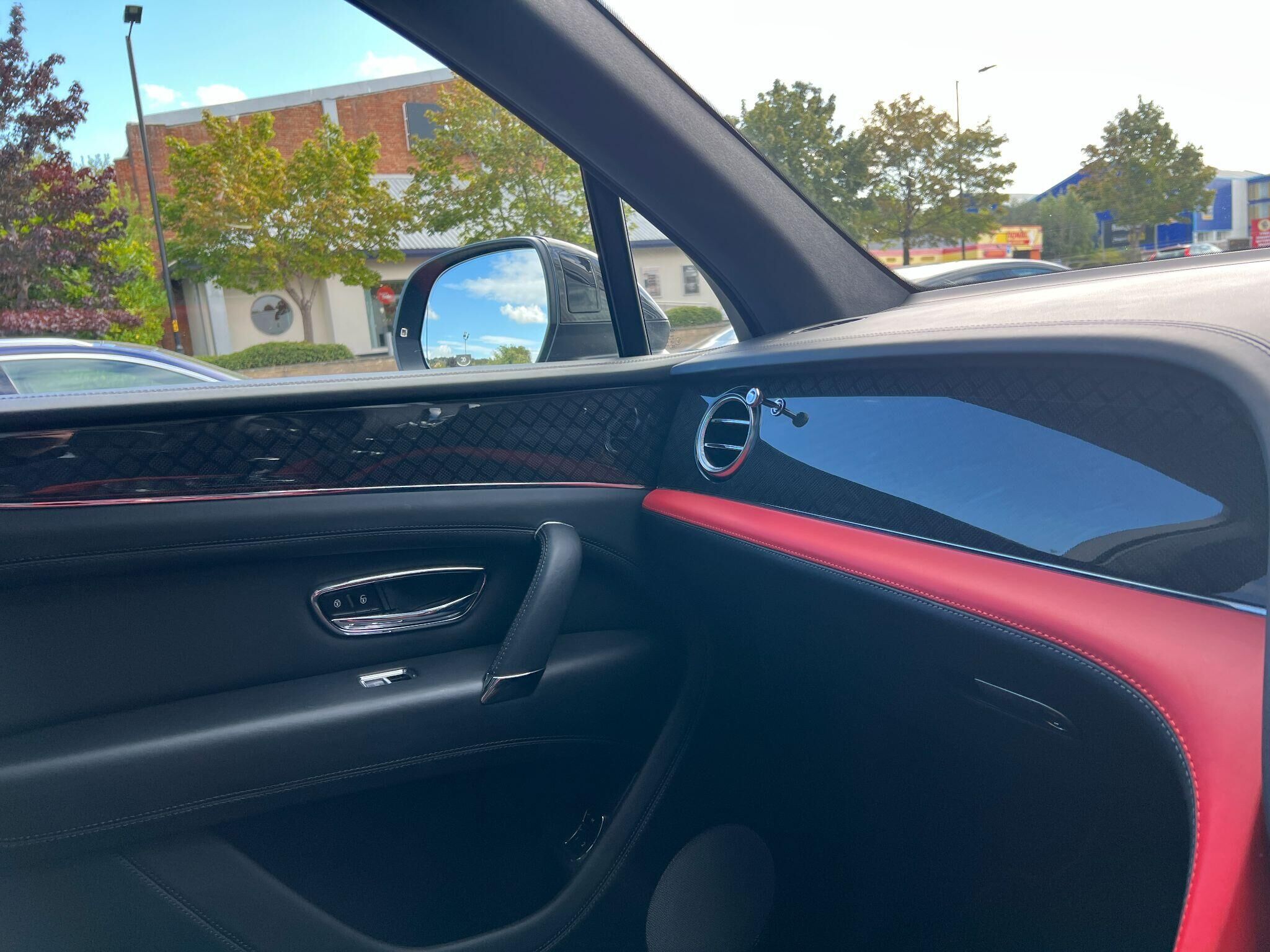Bentley Bentayga Bentayga Gallery Image