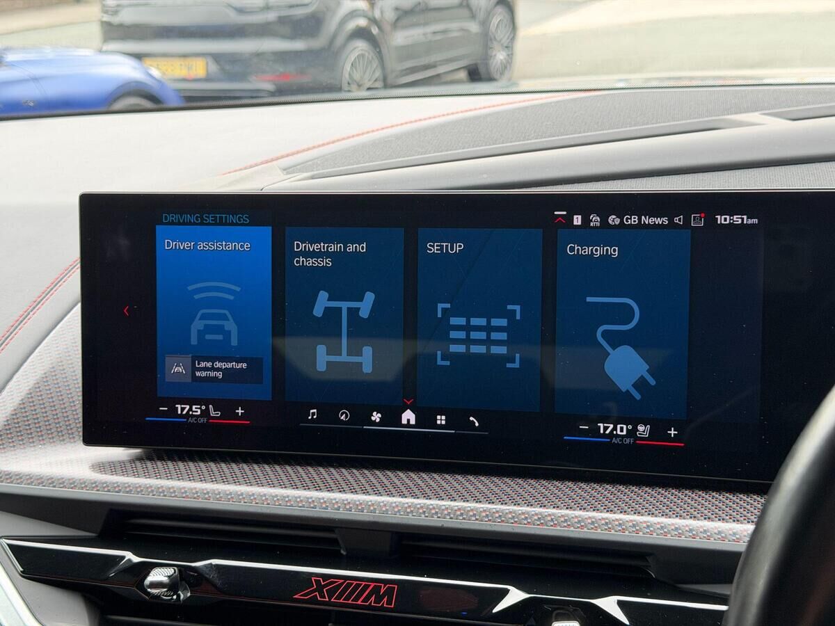 BMW XM XM Gallery Image