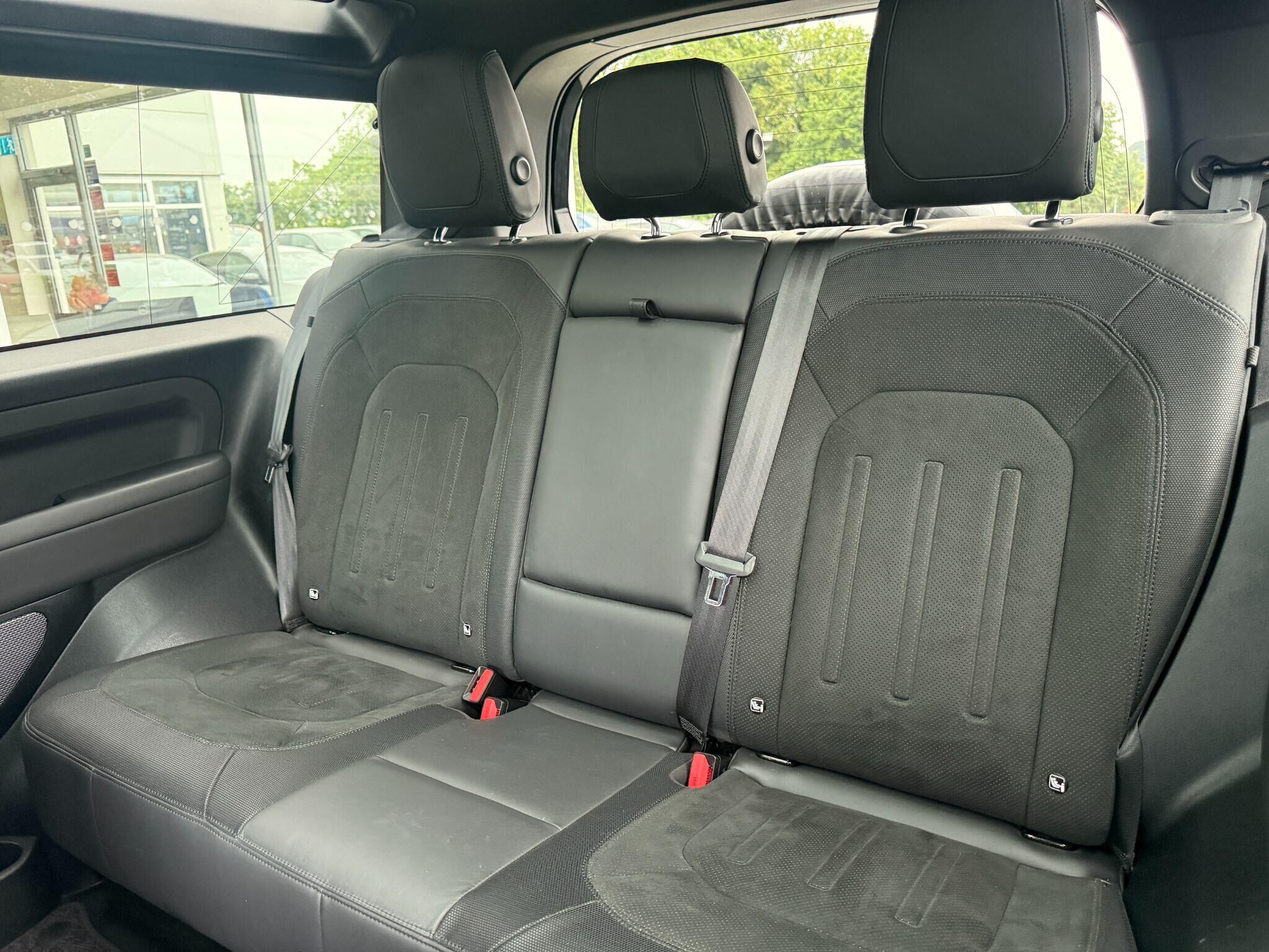 Land Rover Defender 90 Defender 90 Gallery Image