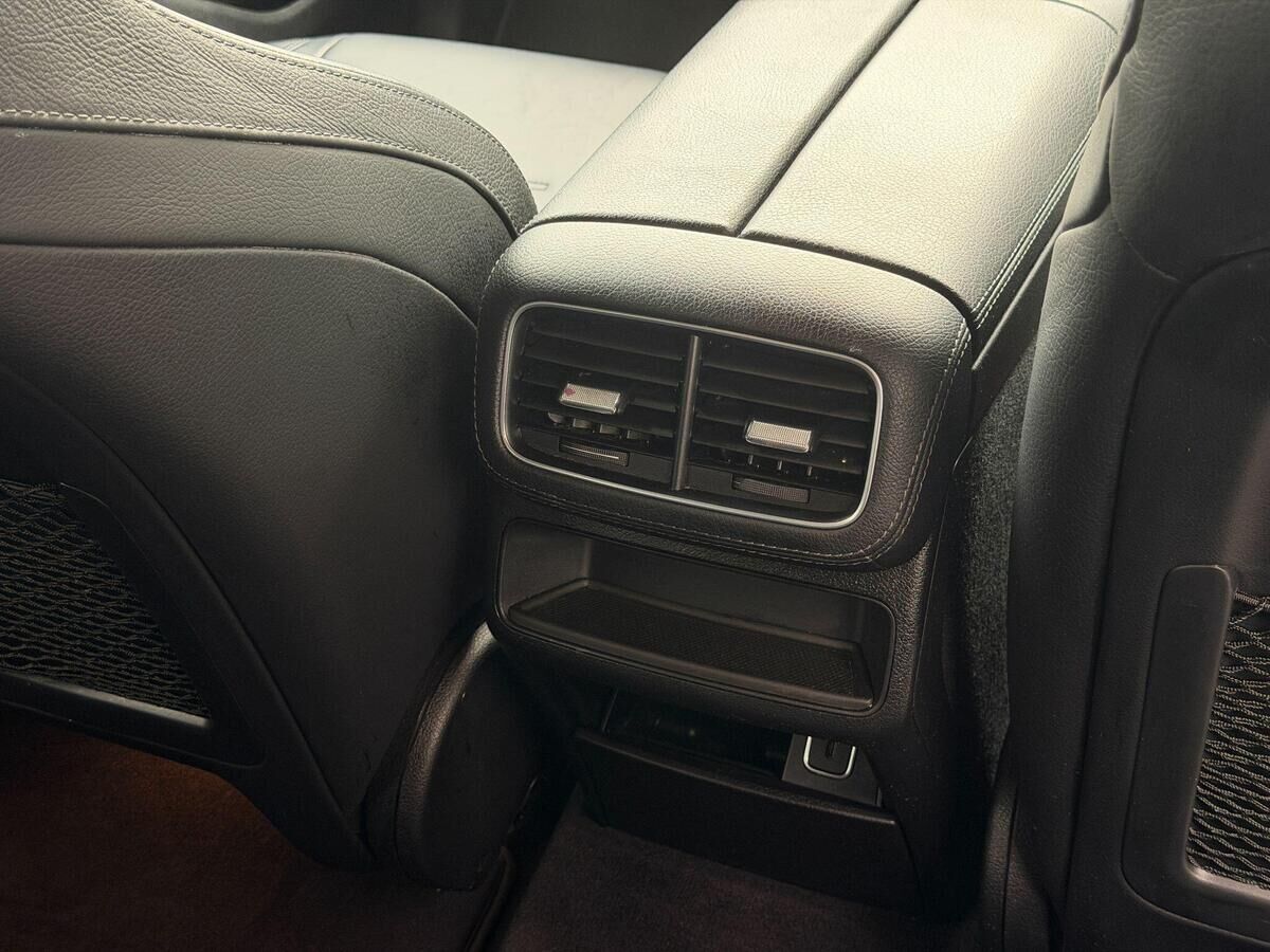 Mercedes-Benz GLE GLE Gallery Image