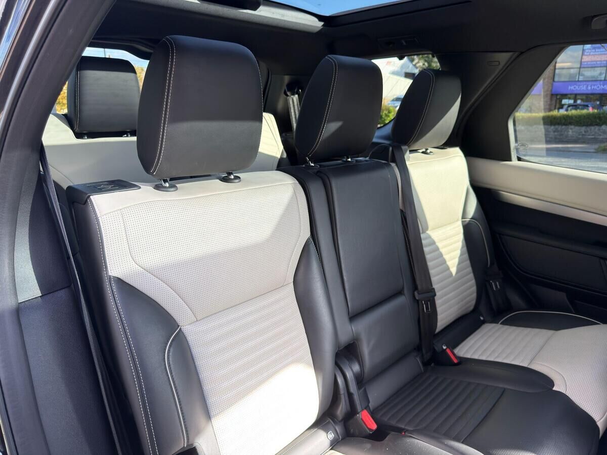 Land Rover Discovery Discovery Gallery Image