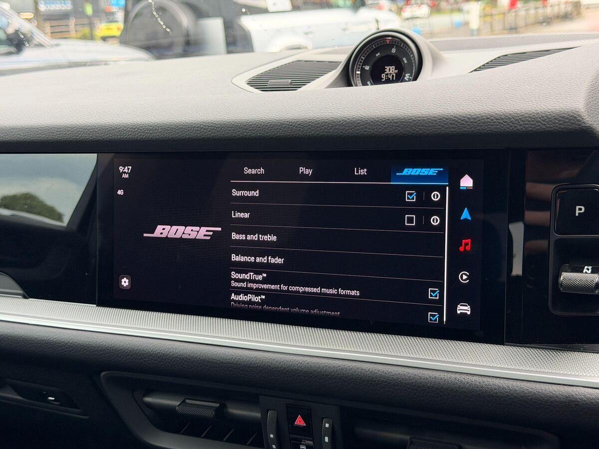 Porsche Cayenne Cayenne Gallery Image