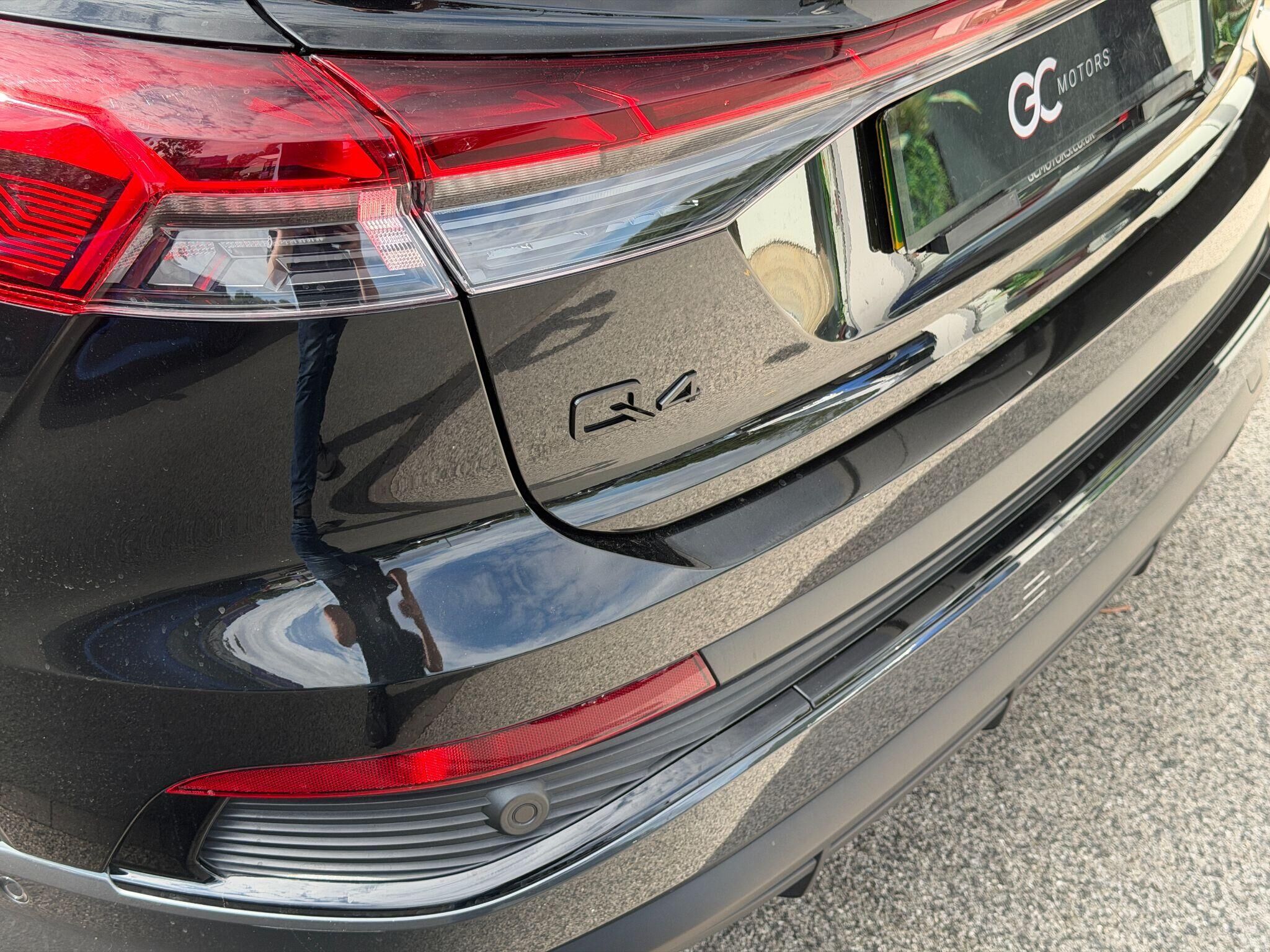Audi Q4 e-tron Q4 e-tron Gallery Image