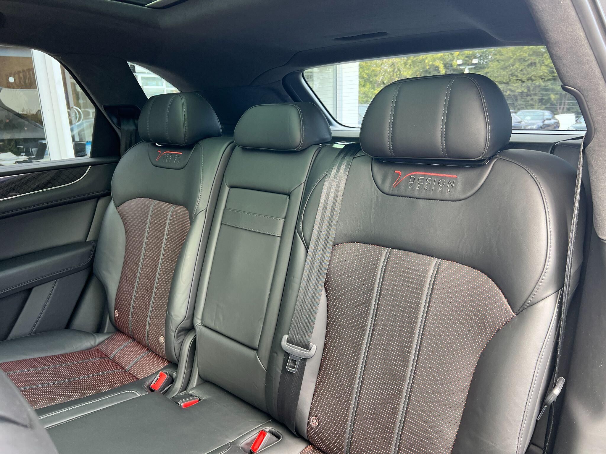 Bentley Bentayga Bentayga Gallery Image