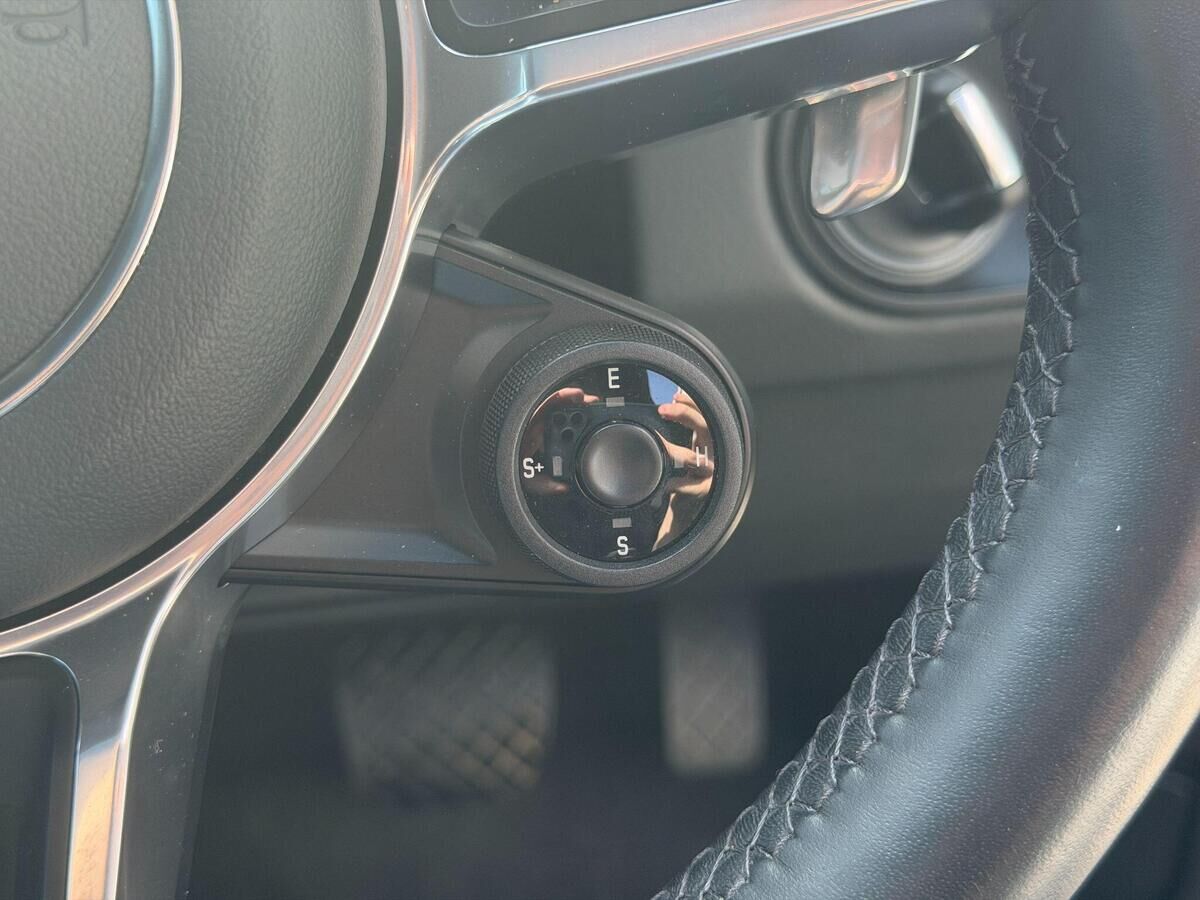 Porsche Cayenne Cayenne Gallery Image