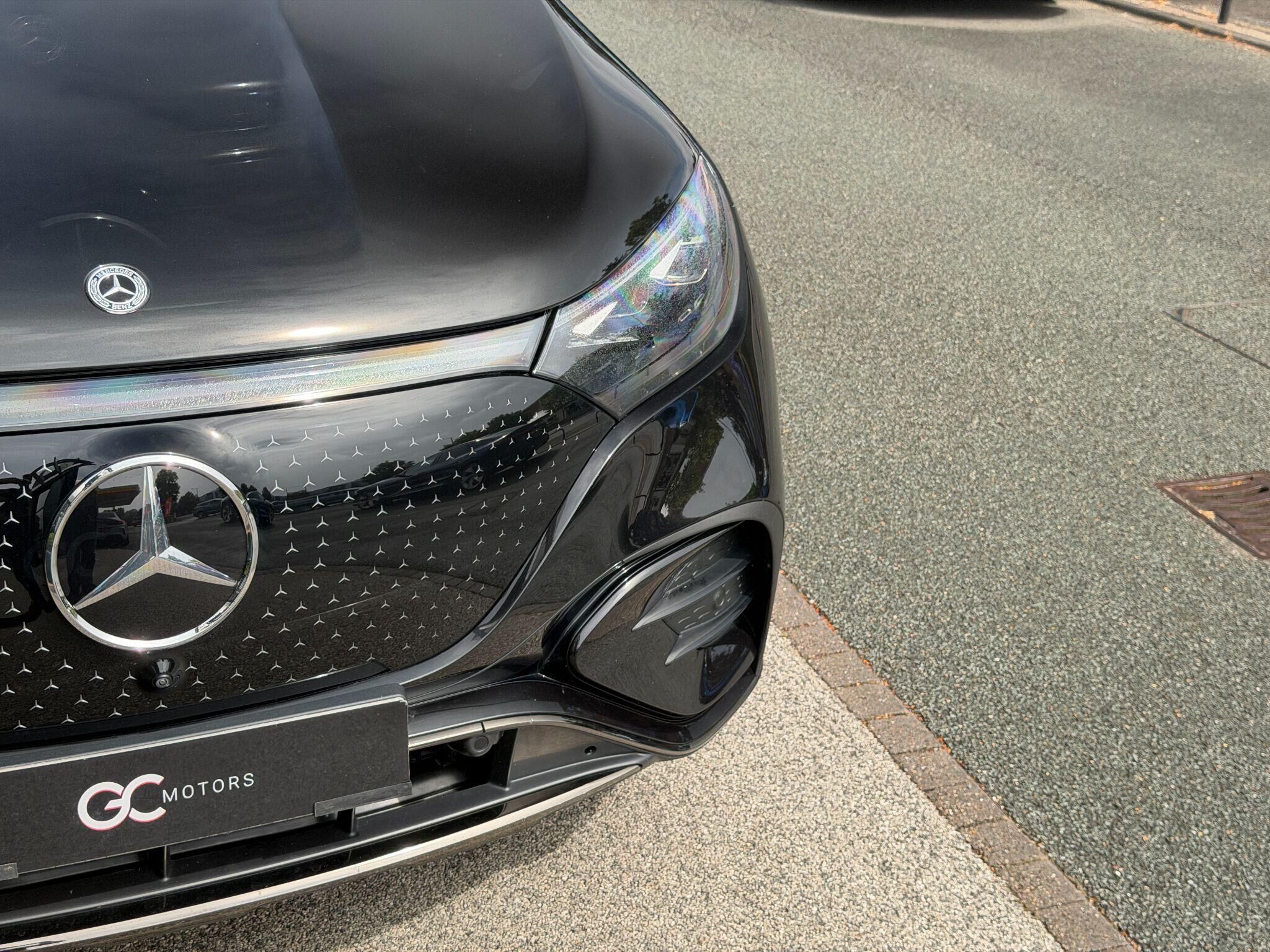 Mercedes-Benz EQE EQE Gallery Image