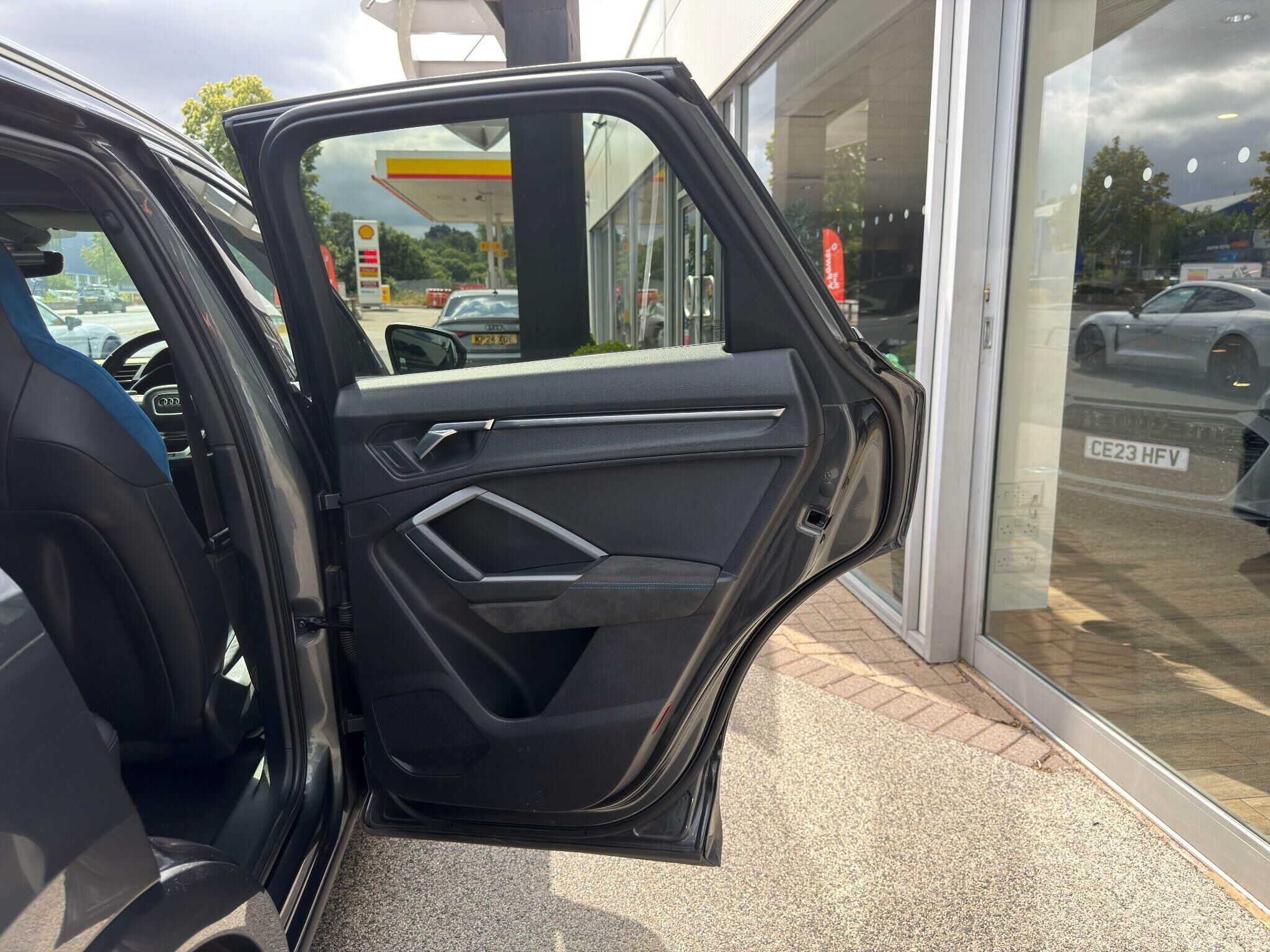 Audi RS Q3 RS Q3 Gallery Image
