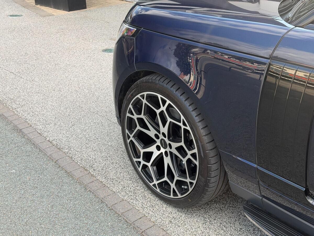 Land Rover Range Rover Range Rover Gallery Image