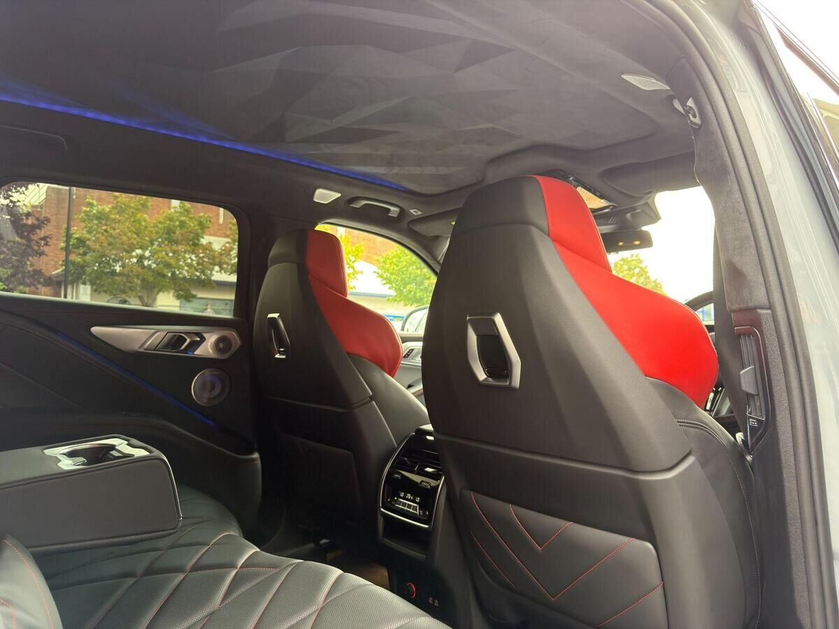 BMW XM XM Gallery Image
