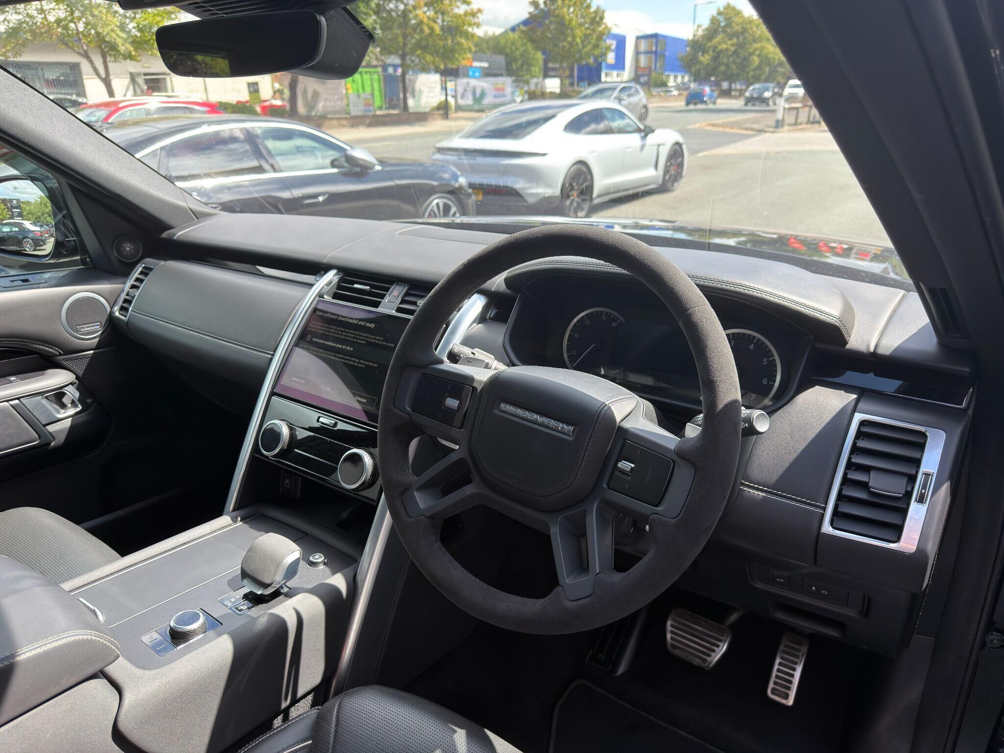 Land Rover Discovery Discovery Gallery Image