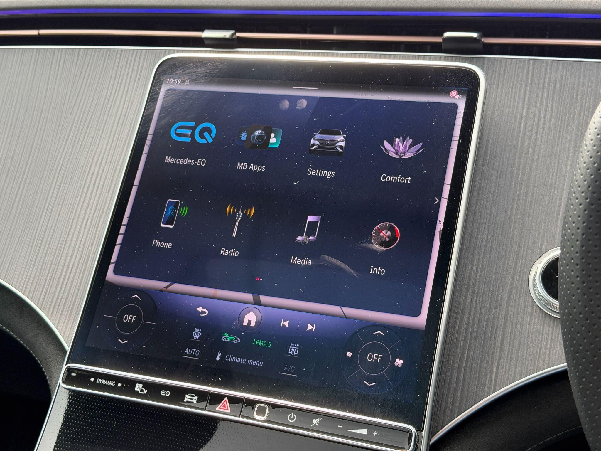 Mercedes-Benz EQE EQE Gallery Image